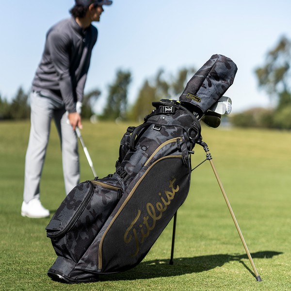 Titleist Players 4 Midnight Camo Golf Stand Bag