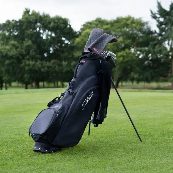 Titleist Players Carbon Golf Stand Bag