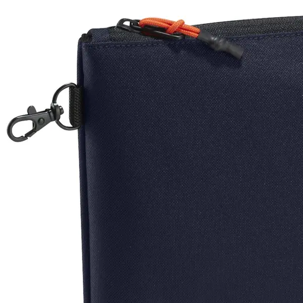 B17067F9-B013-49EC- B17067F9-B013-49EC-